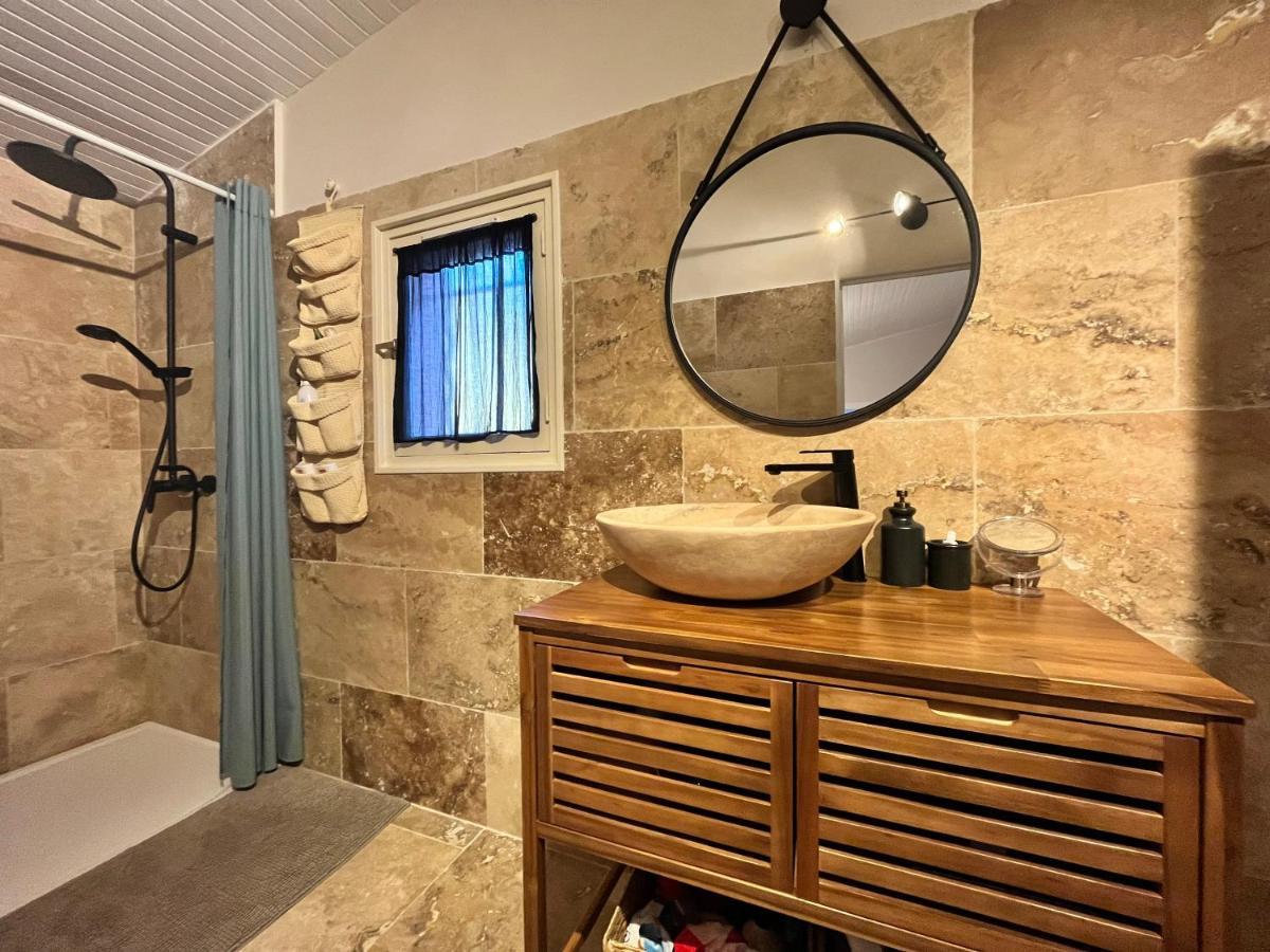 Maison Provencale Au Calme De La Campagne Avec Jacuzzi Apartment