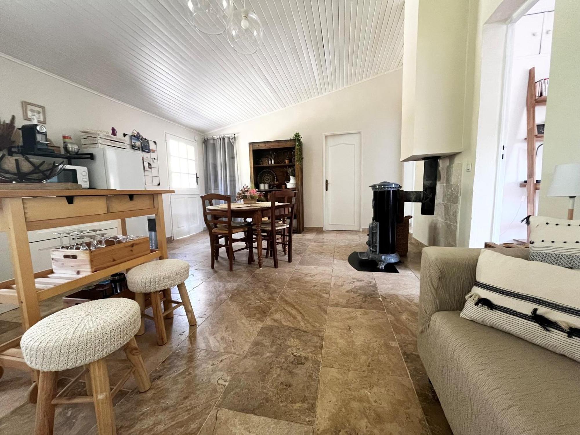 Maison Provencale Au Calme De La Campagne Avec Jacuzzi Aix-en-Provence