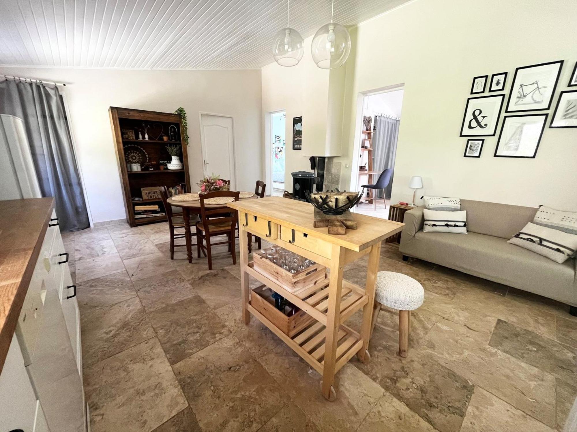 Maison Provencale Au Calme De La Campagne Avec Jacuzzi Aix-en-Provence